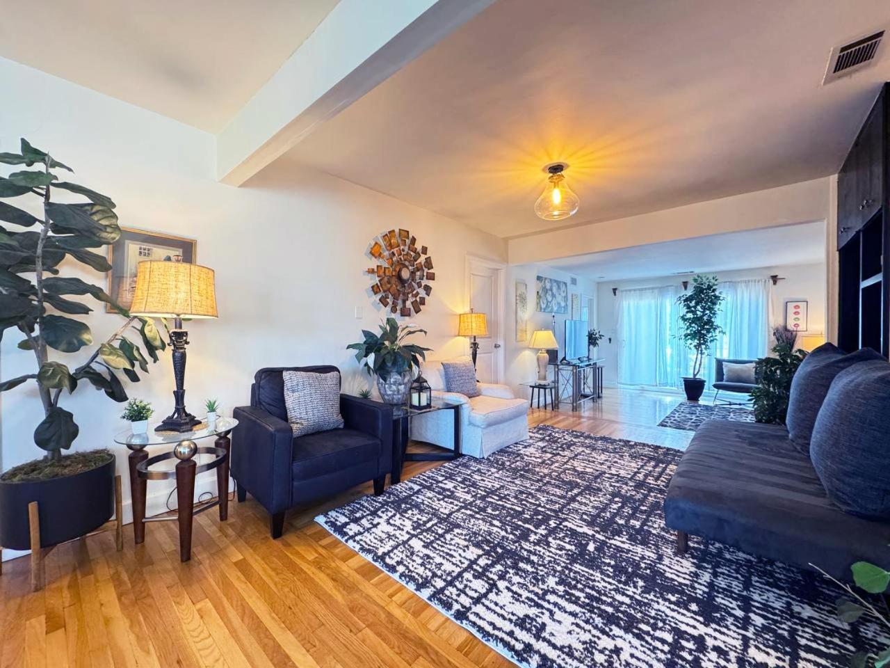 Holiday home Charming 3br House - Hal-uc Los Angeles
