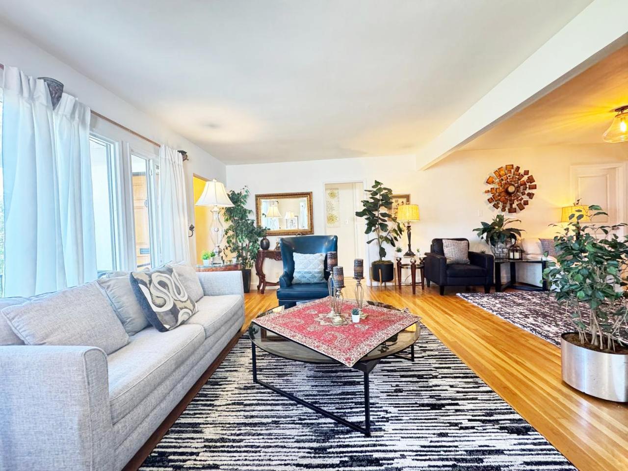 Holiday home Charming 3br House - Hal-uc